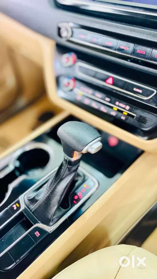 Kia Carnival Prestige, 2021, Diesel