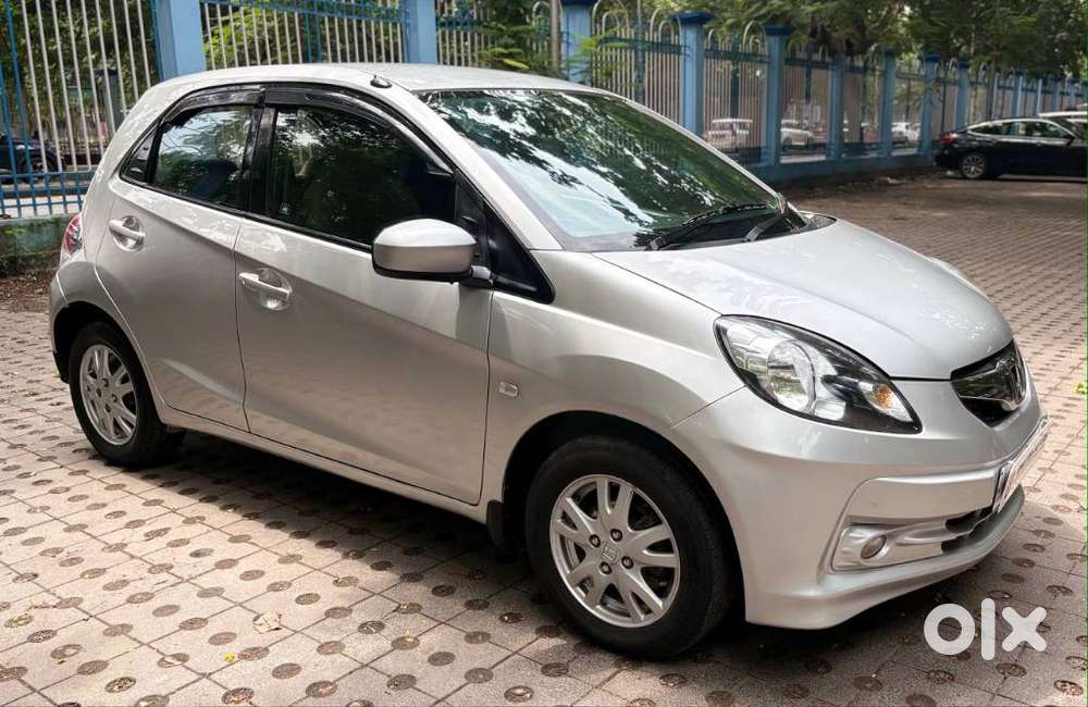 Honda Brio V Automatic, 2013, Petrol