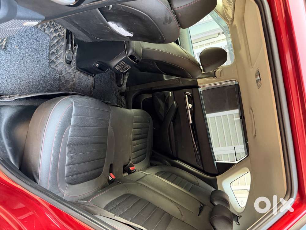 Well Maintained Single Handed Vehicle