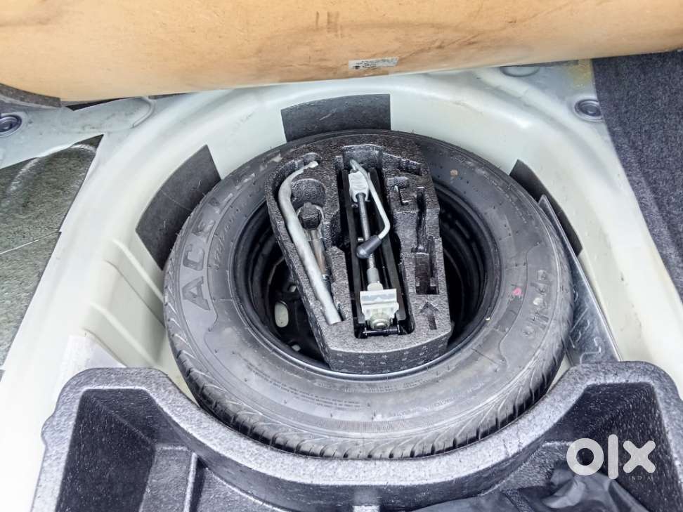 Volkswagen Vento 2010-2013 Petrol Highline, 2013, Petrol