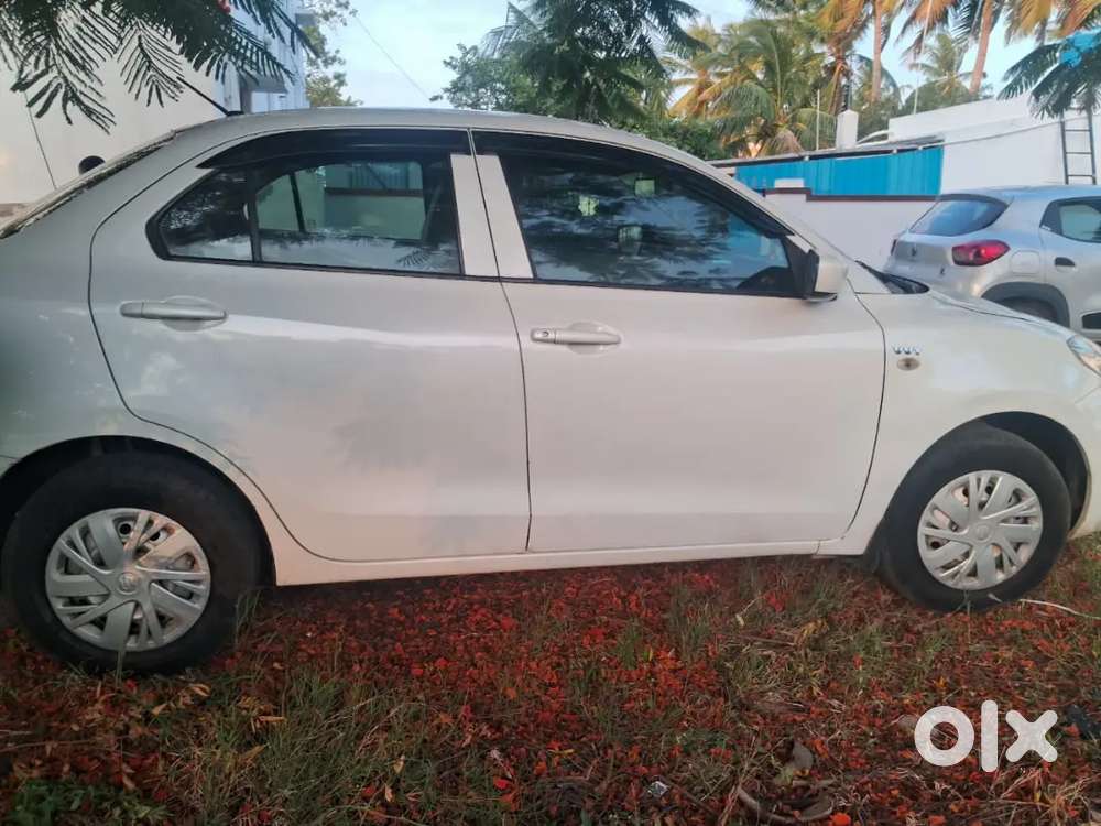 Maruti Suzuki Dzire 2018 Petrol 98700 Km Driven