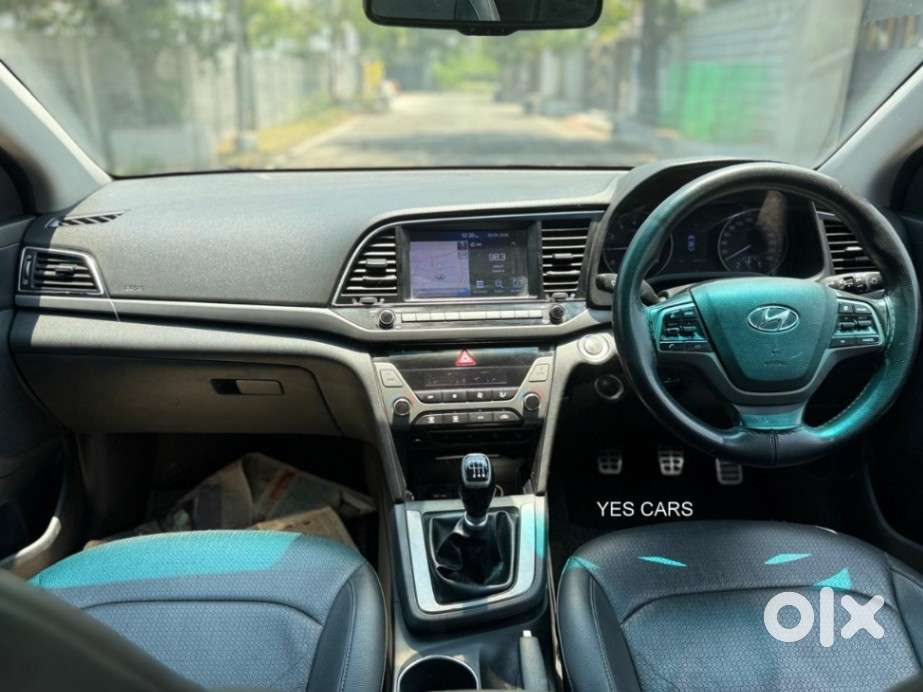 Hyundai Elantra 1.8 Sx Mt, 2018, Petrol