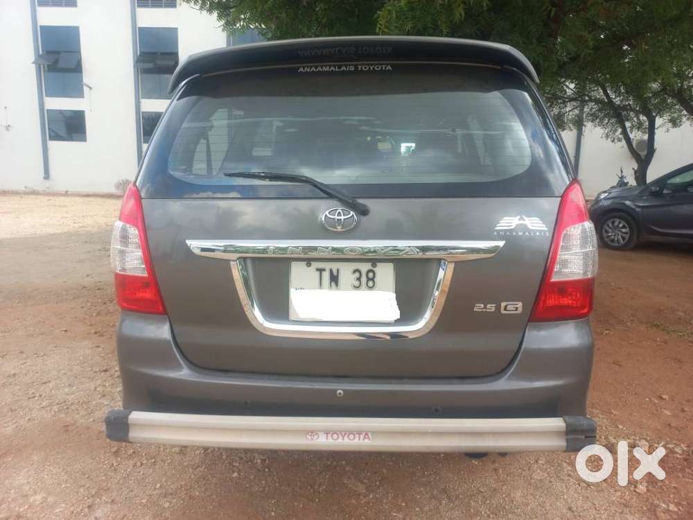 Toyota Innova 2013 Diesel 385000 Km Driven