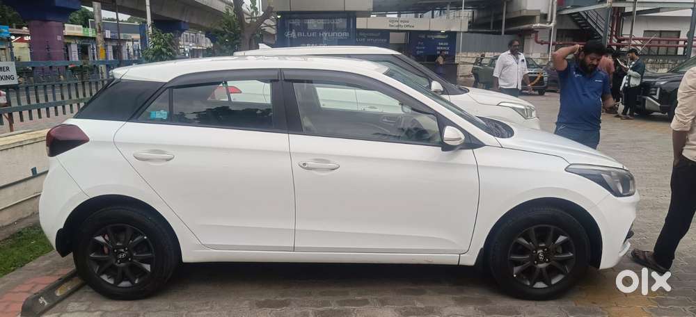 Hyundai I20 Sportz 1.2 Vtvt, 2020, Petrol
