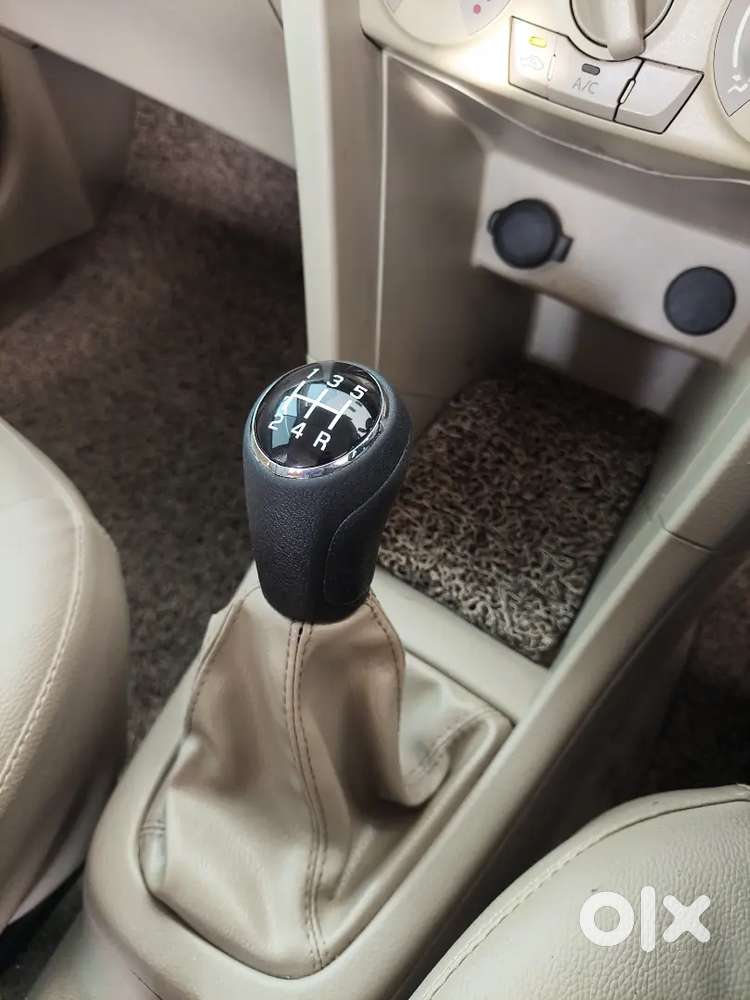 Maruti Suzuki Swift Dzire 2013