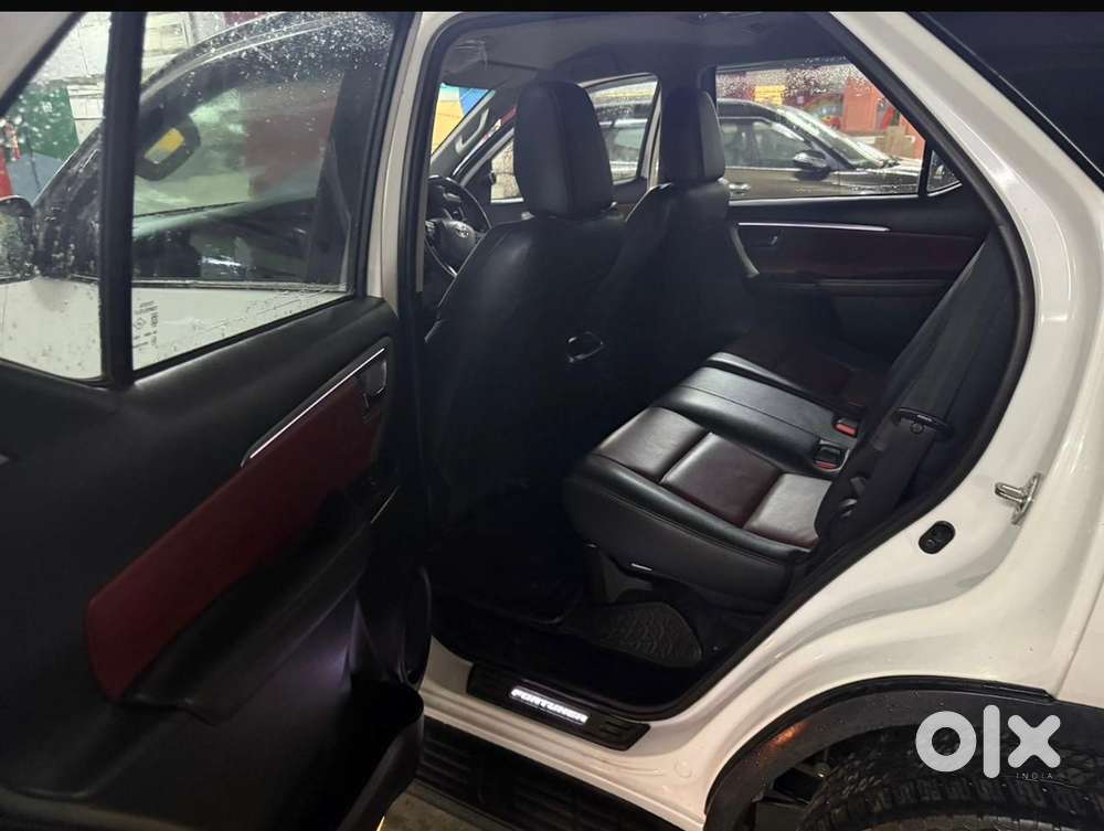 Toyota Fortuner Legender 4x2 At 2.8, 2023, Diesel