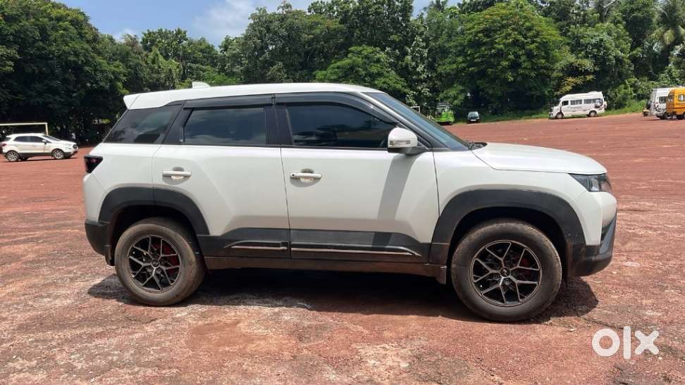 Maruti Suzuki Brezza 1.5 Vxi Smart Hybrid, 2022, Petrol