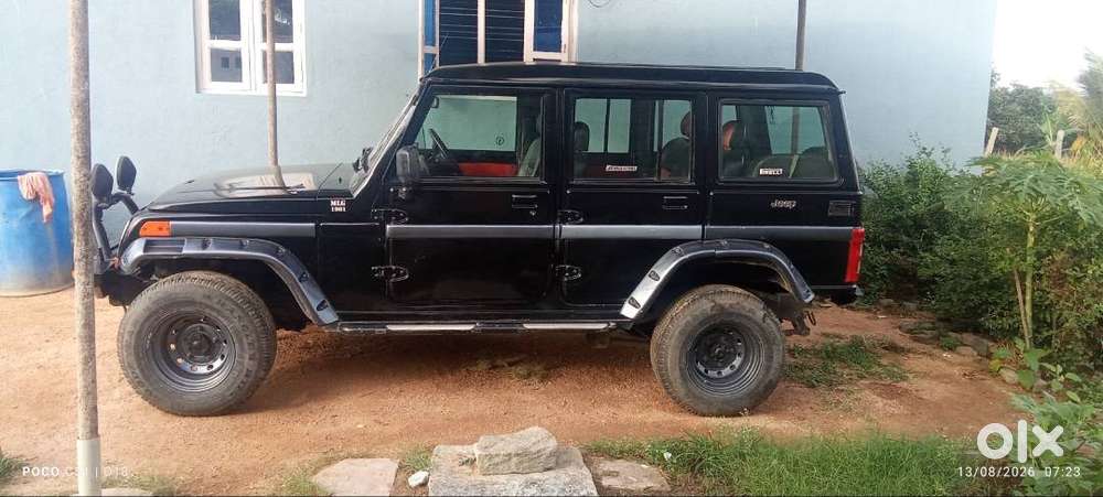 Mahindra Bolero Neo 2001