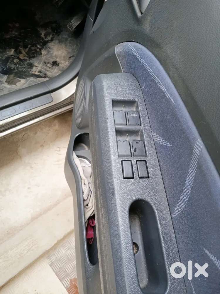 Maruti Suzuki Ritz Lxi 2011