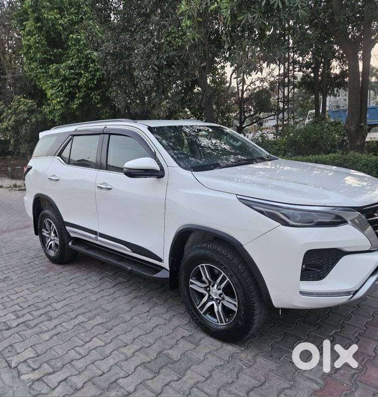 Toyota Fortuner 4x2 At 2.8 Diesel, 2022, Diesel