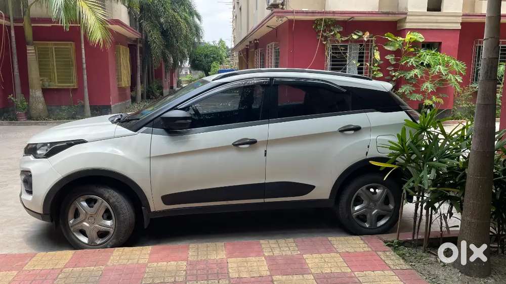Tata Nexon 2021 Petrol Well Maintained Direct Owner.