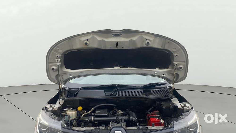 Renault Triber Rxz, 2019, Petrol