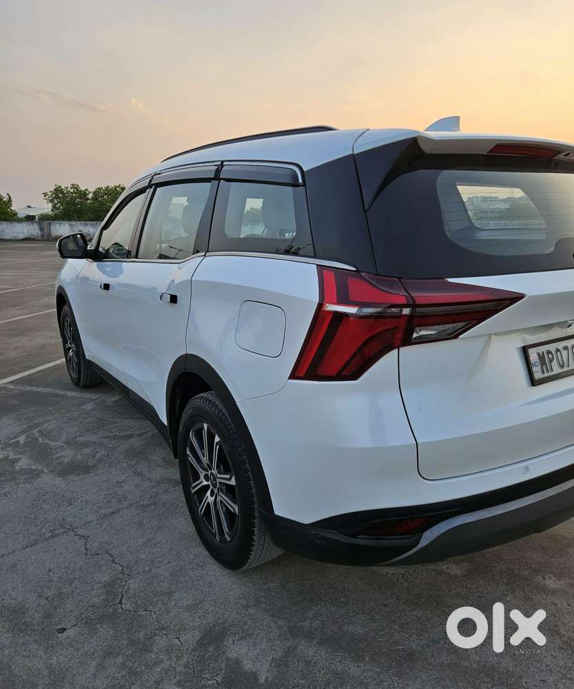 Mahindra Xuv700 2.2 Ax 7 Diesel At Luxury Pack Str, 2022, Diesel