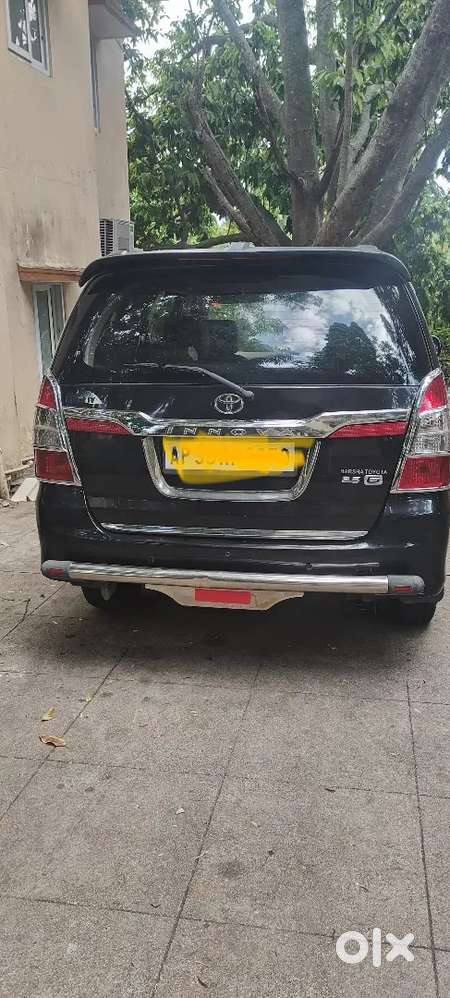 Toyota Innova 2013