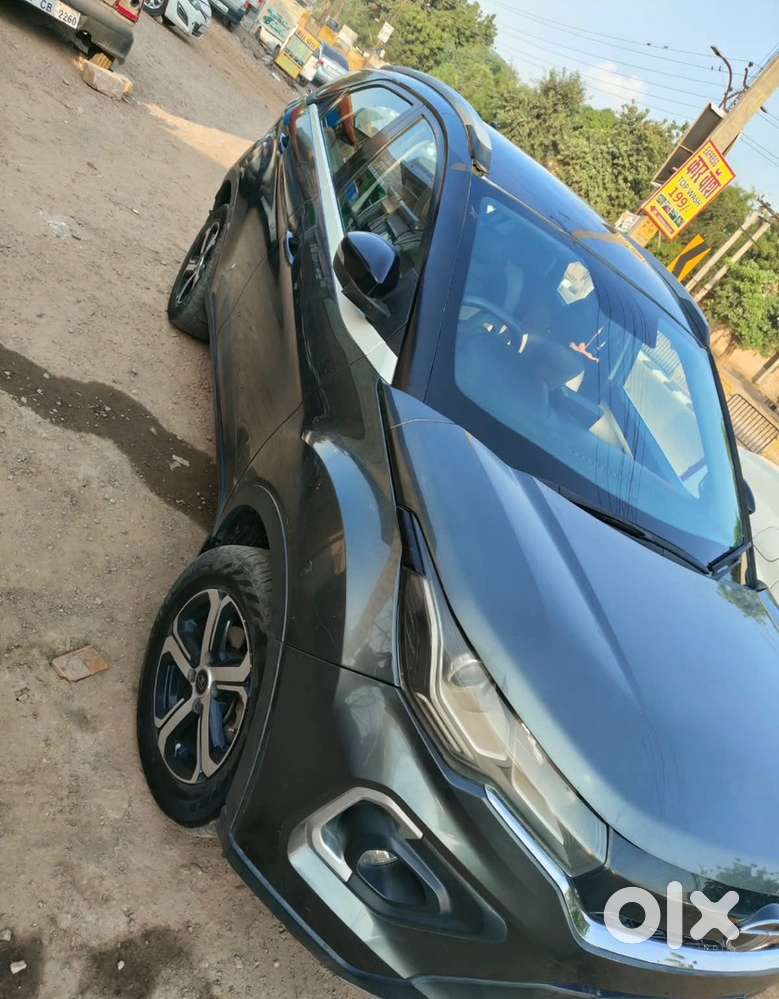 Tata Nexon Petrol Well Maintained