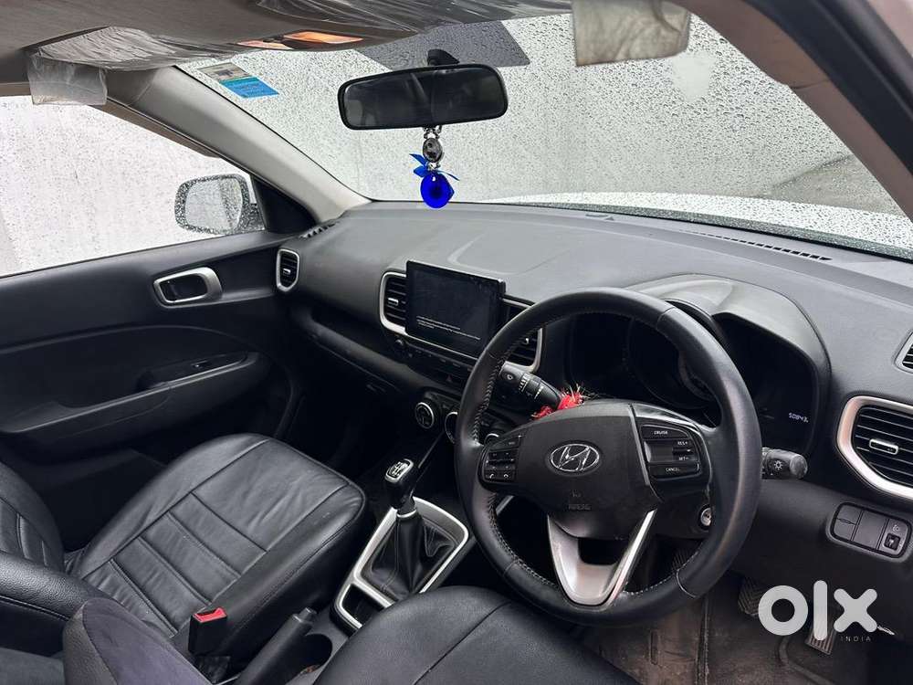 Hyundai Venue 2020 Petrol 51000 Km Driven