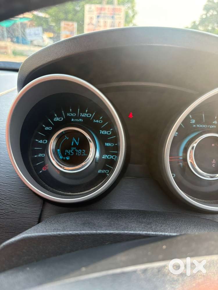 Mahindra Xuv500 2015 Model