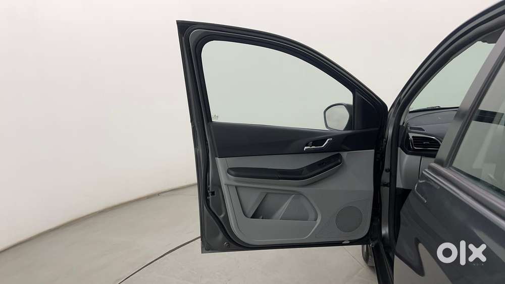 Tata Tiago Xza Plus, 2021, Petrol