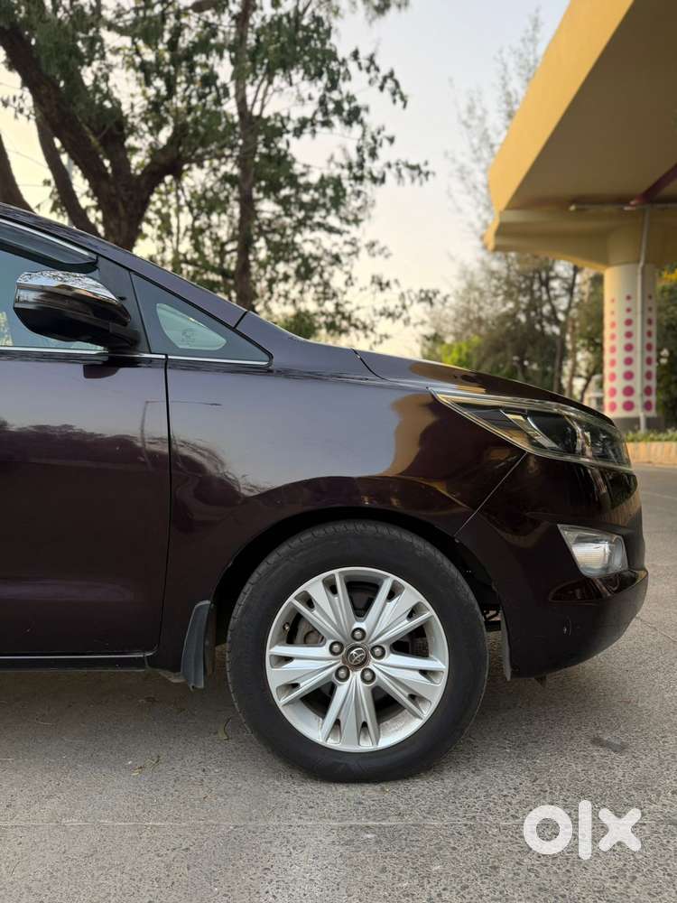 Toyota Innova Crysta 2.8z Automatic, 2020, Diesel