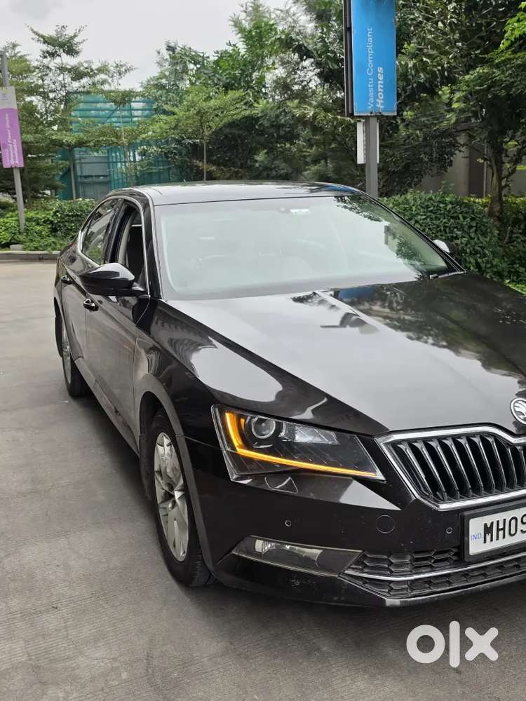 Skoda Superb 2017 L&k Automatic Petrol 83000 Km