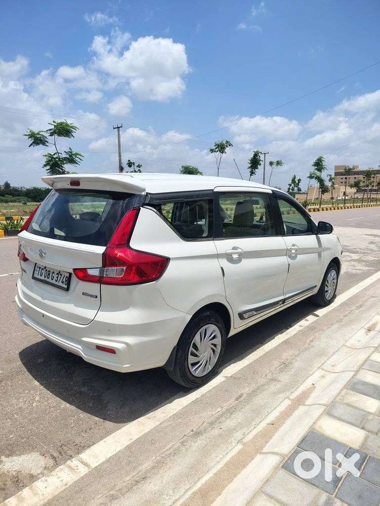 Maruti Suzuki Ertiga 1.5 Vxi, 2024, Petrol