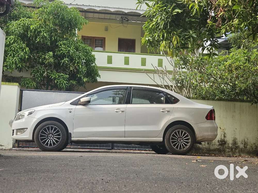 Skoda Rapid 2013 Diesel Urgent Sale Well Maintained