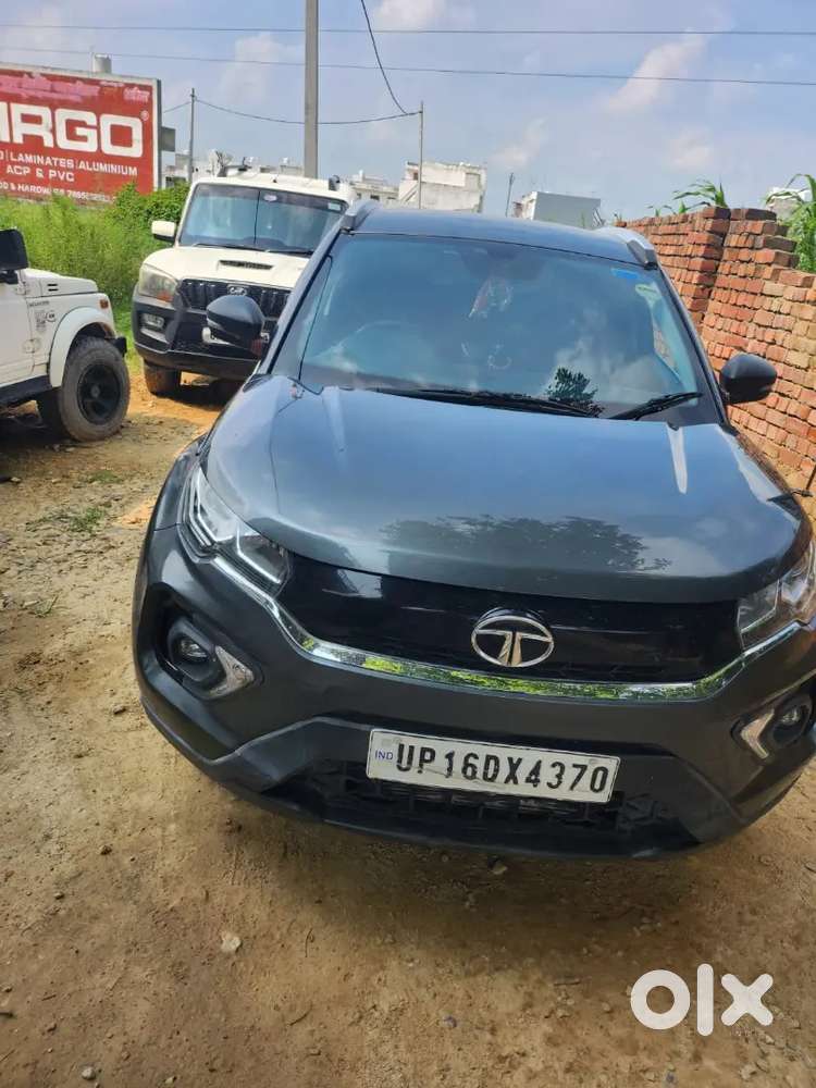 Tata Nexon 2023 Petrol