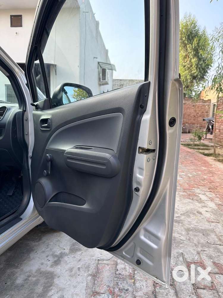 Maruti Suzuki Ritz 2011 Diesel Well Maintained