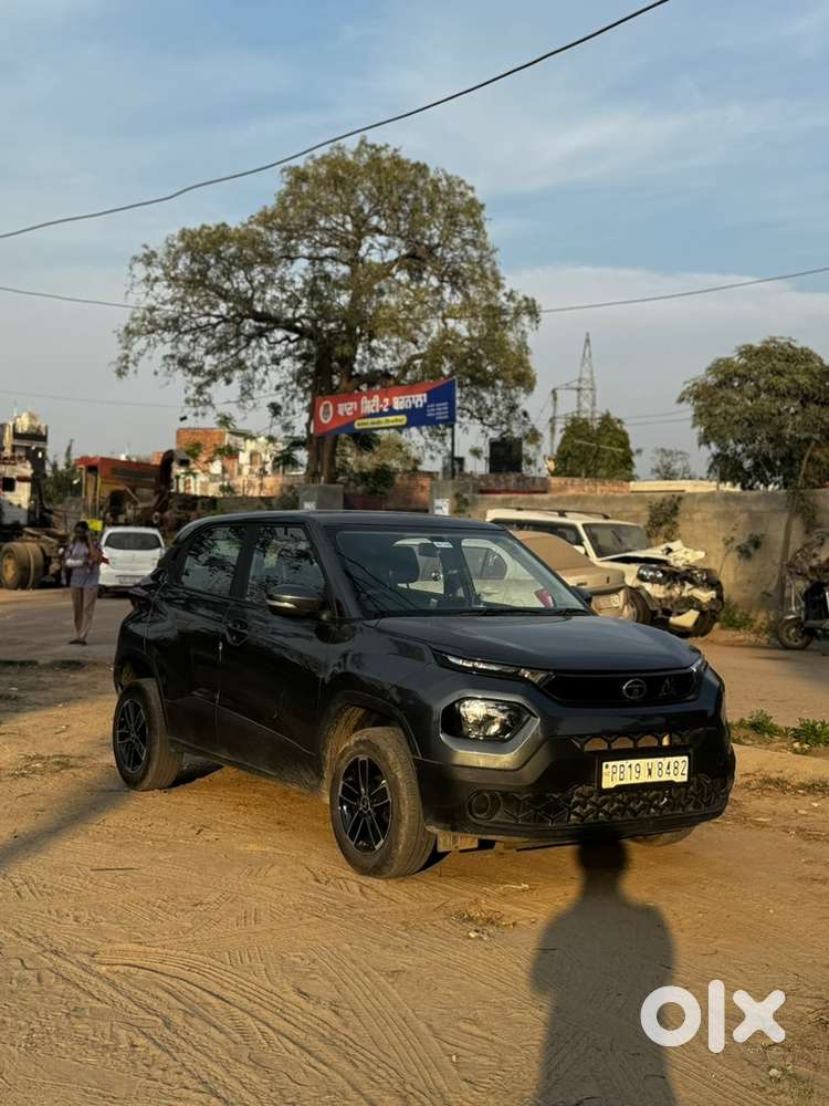 Tata Punch Petrol 2025