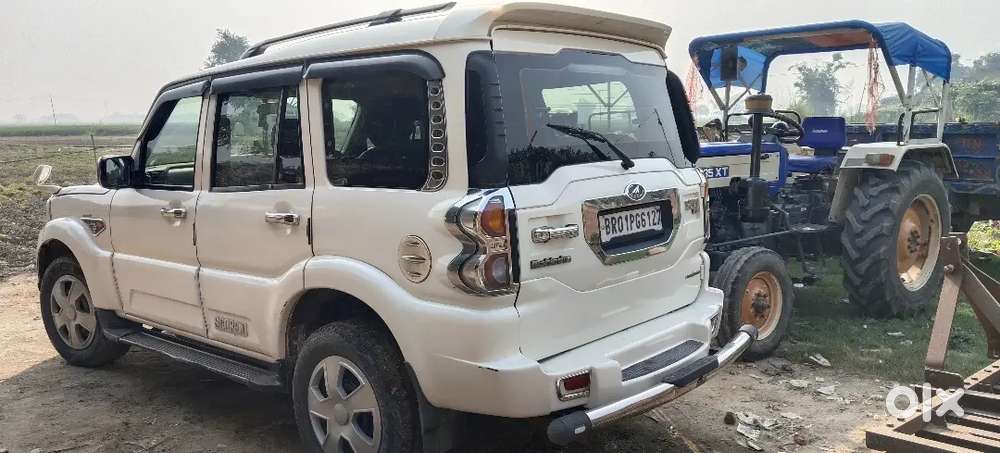Mahindra Scorpio S6 Plus 2016