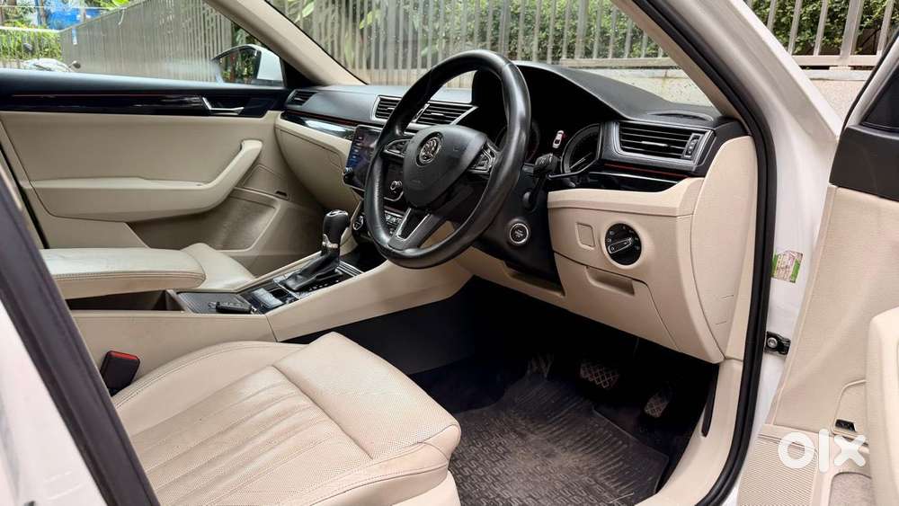 Skoda Superb Lk 1.8 Tsi At, 2018, Petrol