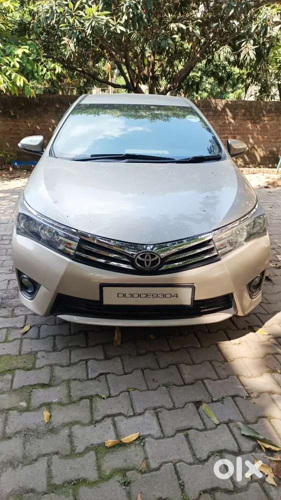 Toyota Corolla Altis 2015