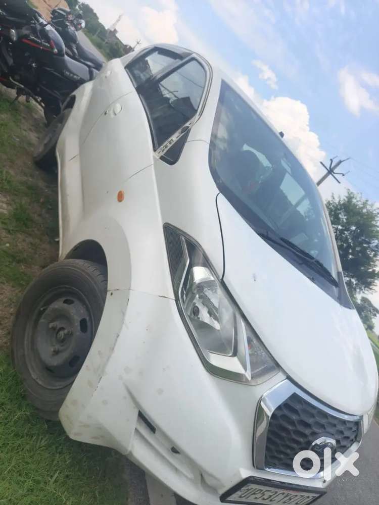 Datsun Redigo 0.8 S Petrol Manual 2018