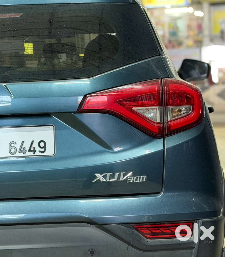 Mahindra Xuv300 W6, 2023, Petrol