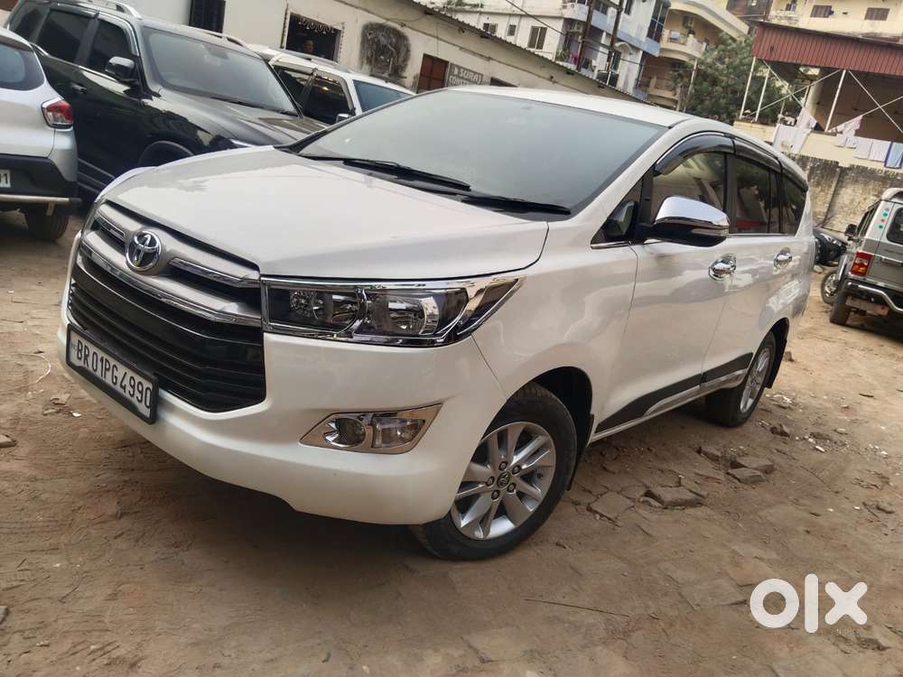 Toyota Innova Crysta 2.4 G Mt 7 Str, 2016, Diesel