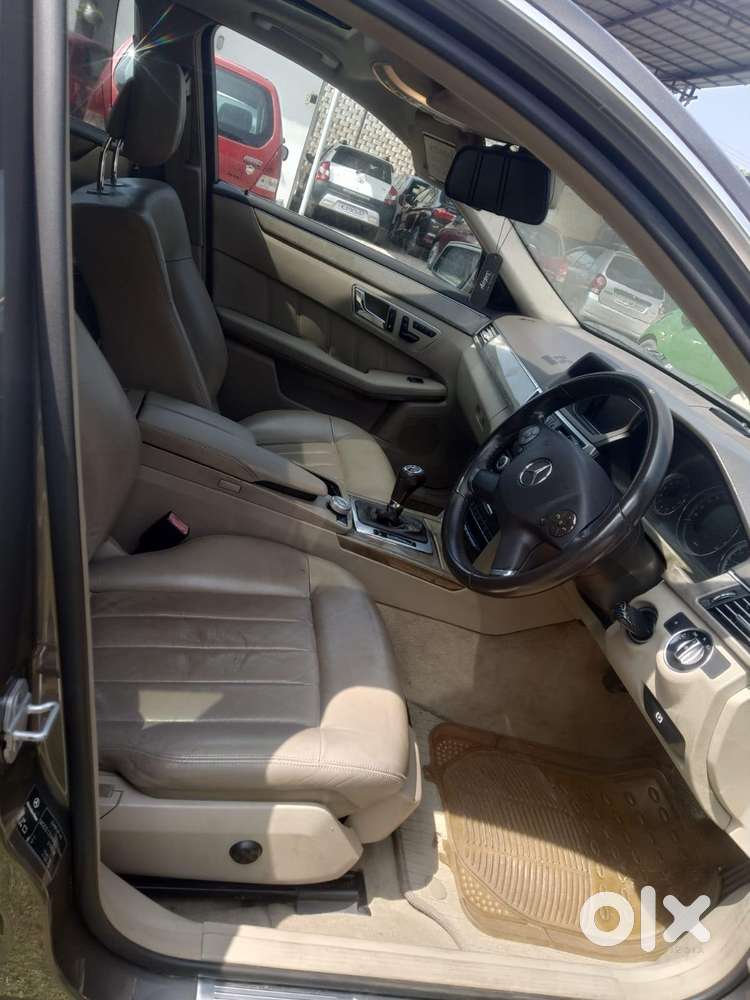 Mercedes-benz E-class E 200 Cgi Elegance, 2011, Petrol