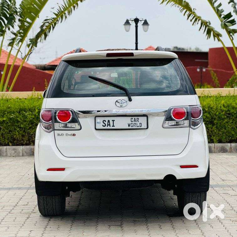 Toyota Fortuner 3.0 4x2 Automatic, 2015, Diesel