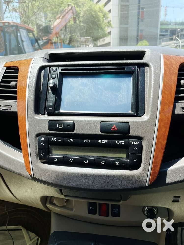 Toyota Fortuner 3.0 4x4 Manual, 2010, Diesel