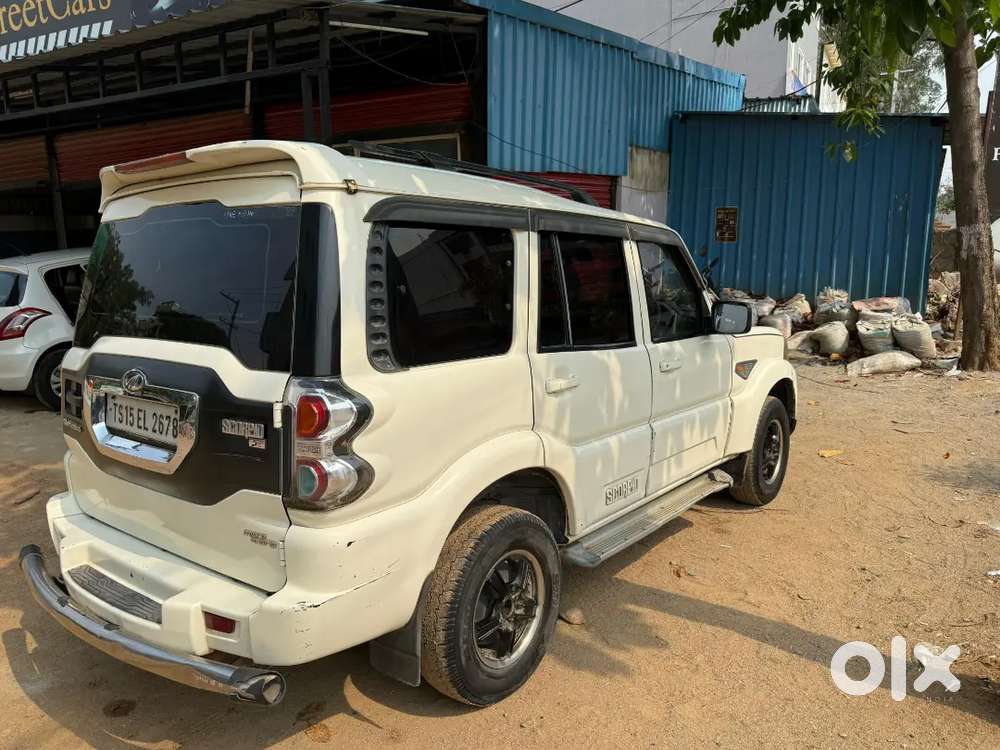 Mahindra Scorpio S2 2.5 9 Seater 2014 Model