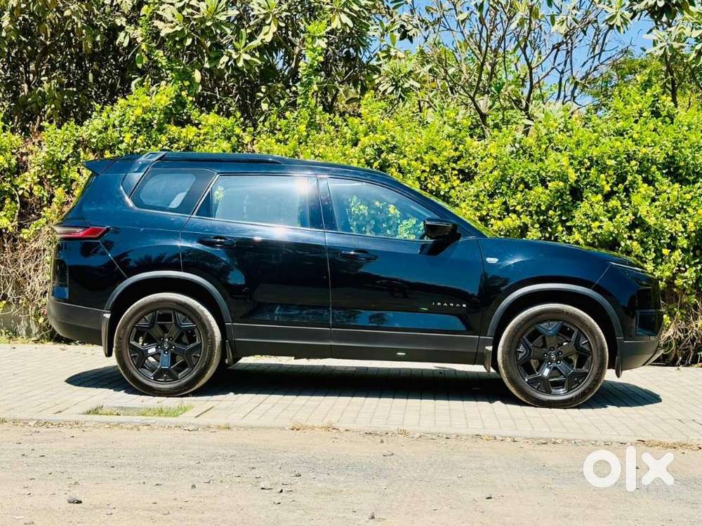 Tata Safari Adventure Plus Dark Edition, 2024, Diesel