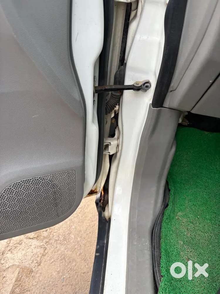 Mahindra Kuv100 Nxt 2017 Diesel 98000 Km Driven