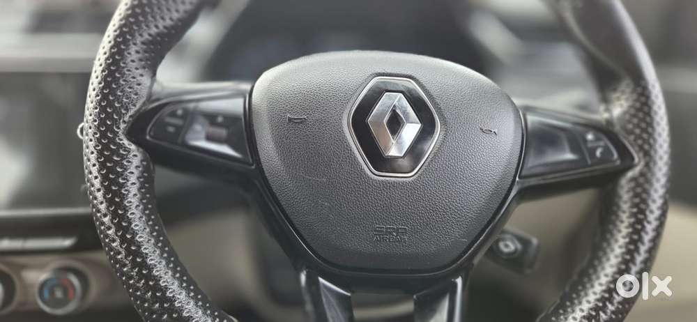 Renault Triber Rxt, 2022, Petrol