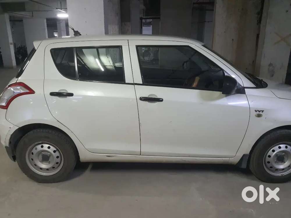 Maruti Suzuki Swift Lxi 2012 Car