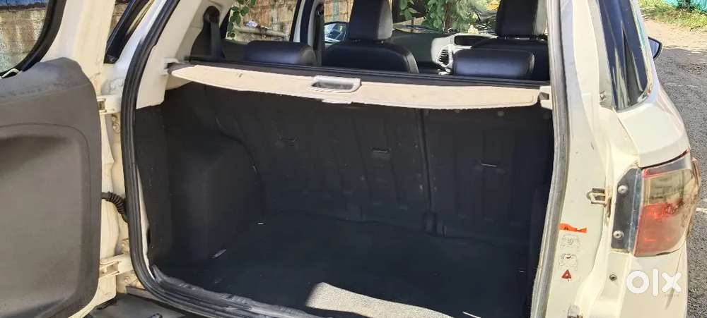 Ford Ecosport 20142015 Petrol 123000 Km Driven