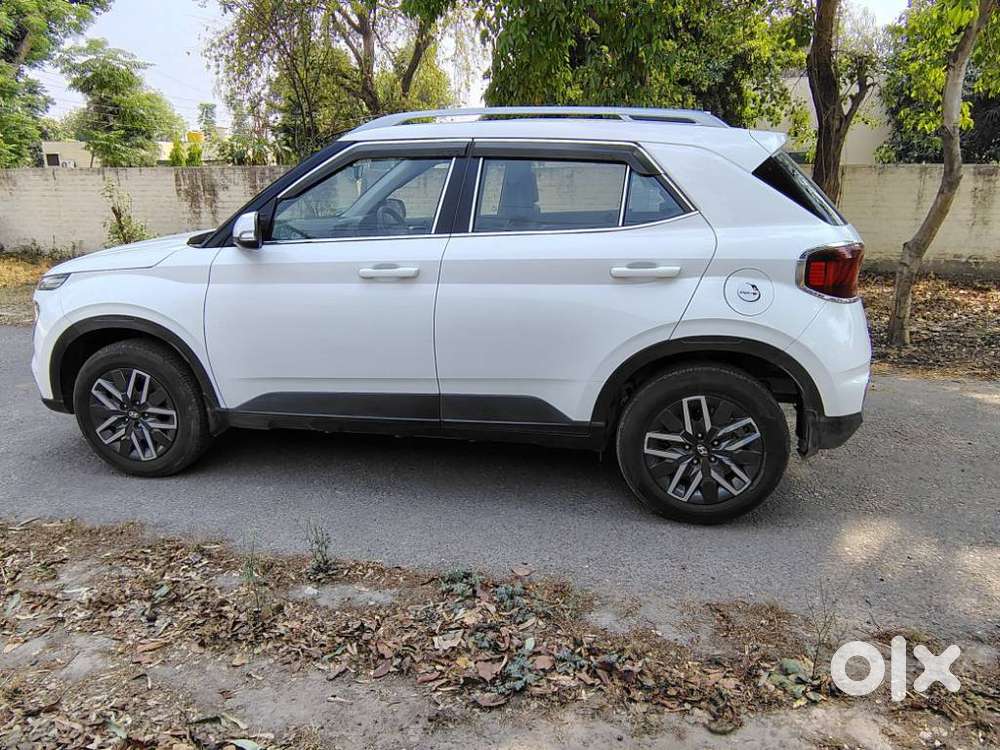 Hyundai Venue 1.0 Sx Turbo Imt, 2022, Petrol