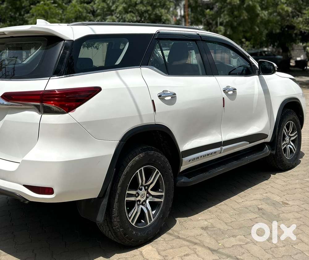 Toyota Fortuner 2.8 (4x2) 2018 For Sell