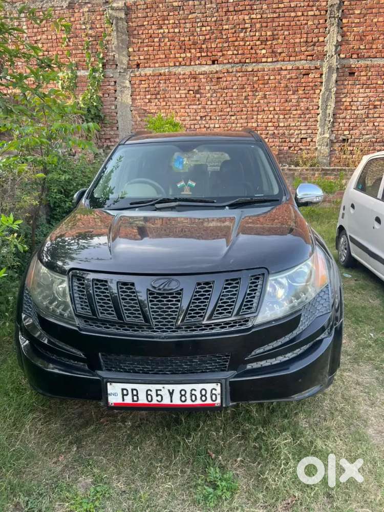 Mahindra Xuv500 2014 Diesel 96633 Km Driven