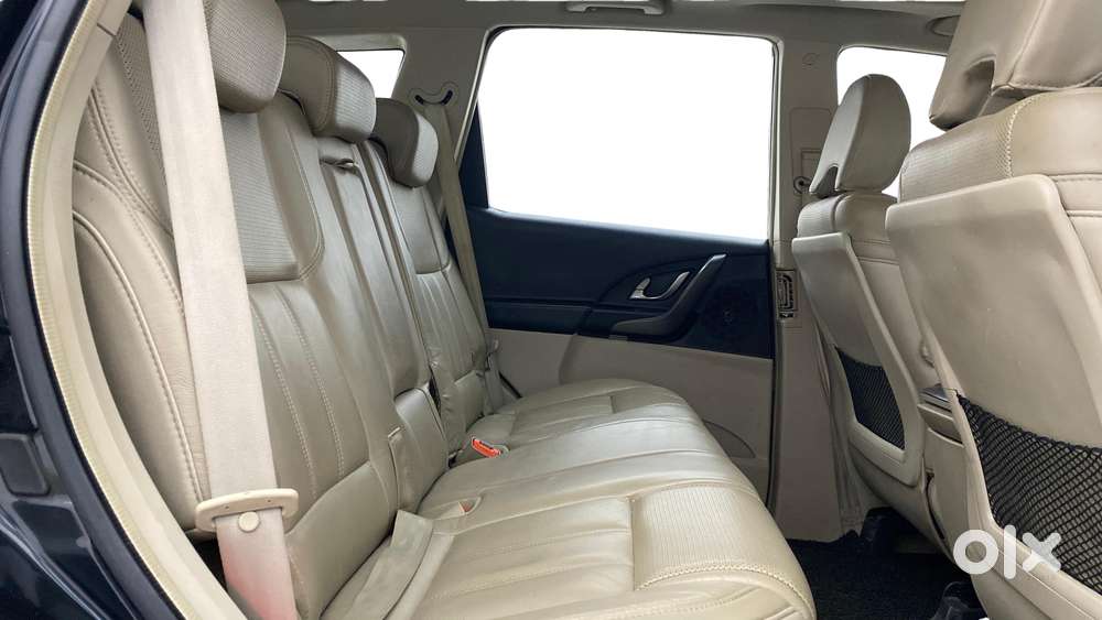 Mahindra Xuv500 W10 At, 2016, Diesel