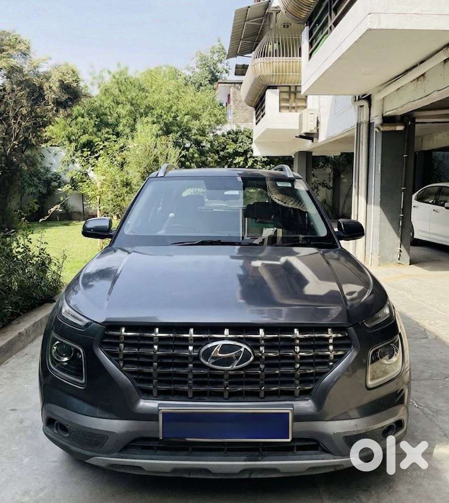 Hyundai Venue Sx (o) Mt 1.5 Diesel, 2022, Diesel