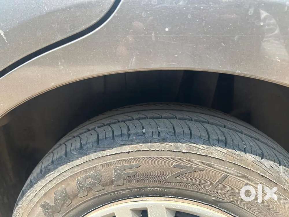 Maruti Suzuki Dzire 2020 Less Driven Brand New Tyre